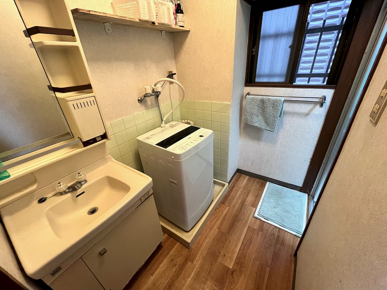 NakanoWasher – 1 Nakano House Rm6