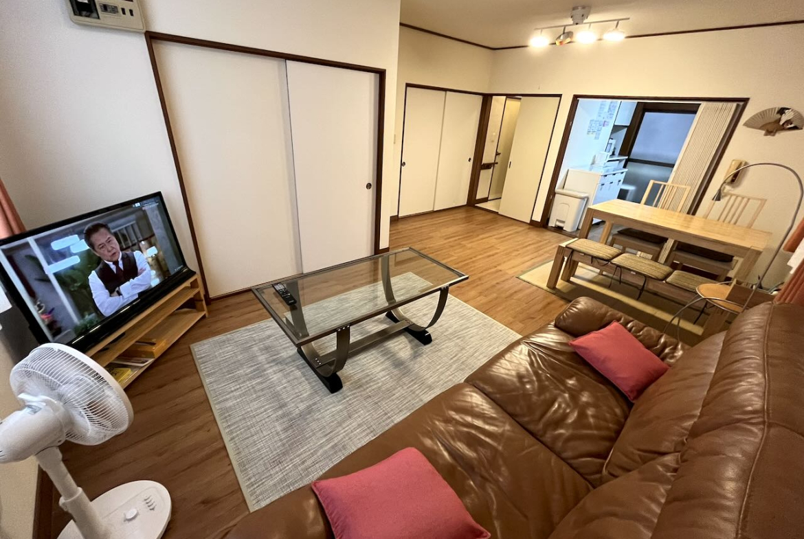 Yotsuya House